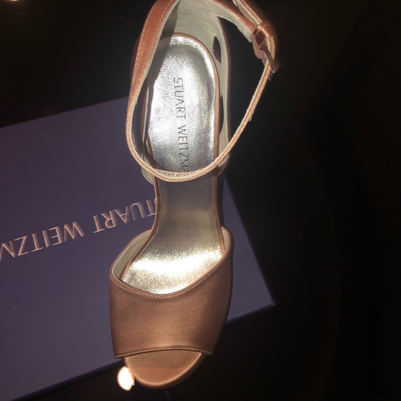 Womens size 10 Stuart Weitzman - Picture 4 of 8